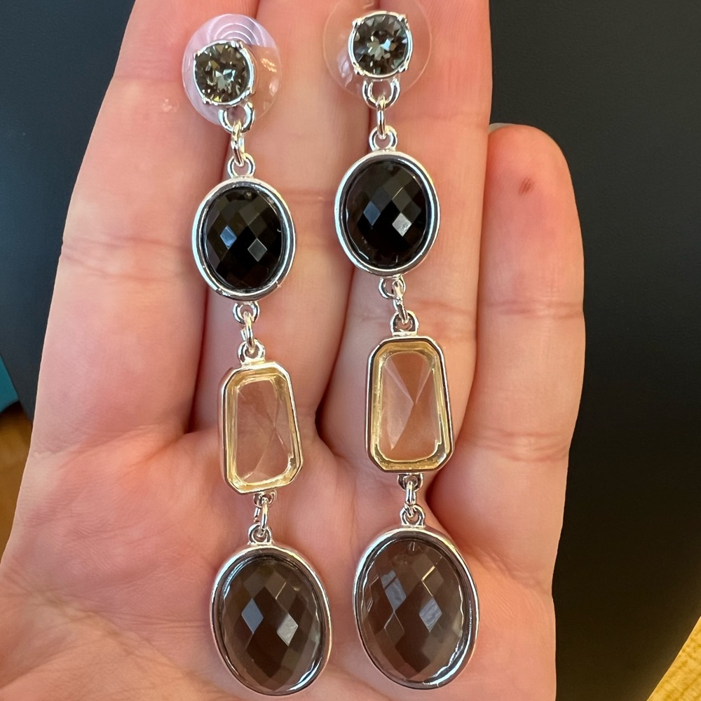 Yanbal silver drop earrings